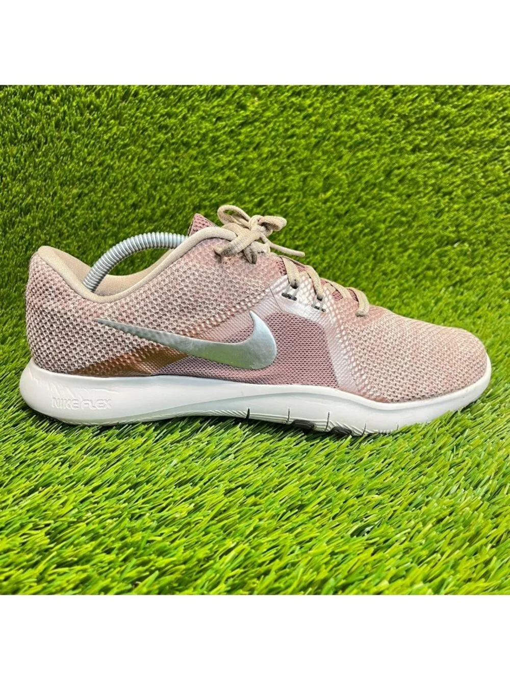 Nike Flex Trainer 8 Premium Womens Size 11 Pink Athletic Running Shoes Sneakers